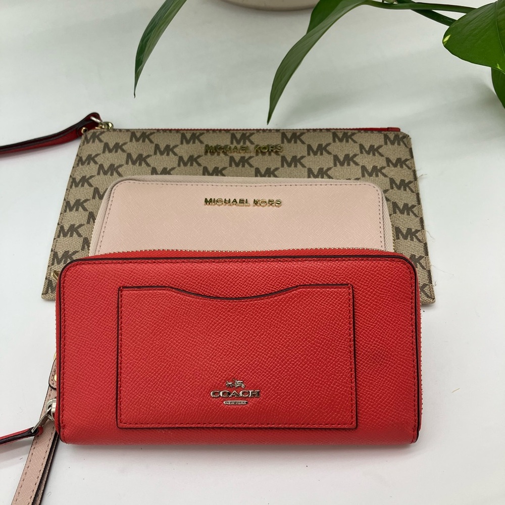 Coach poppy orange red Clutch